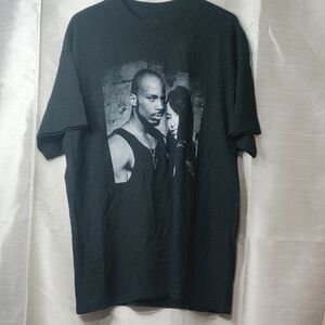 Black Short Sleeve Tee with Artistic Portrait‎